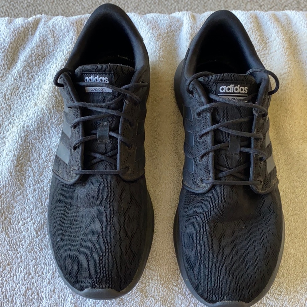 Adidas CloudFoam Tennis Shoes